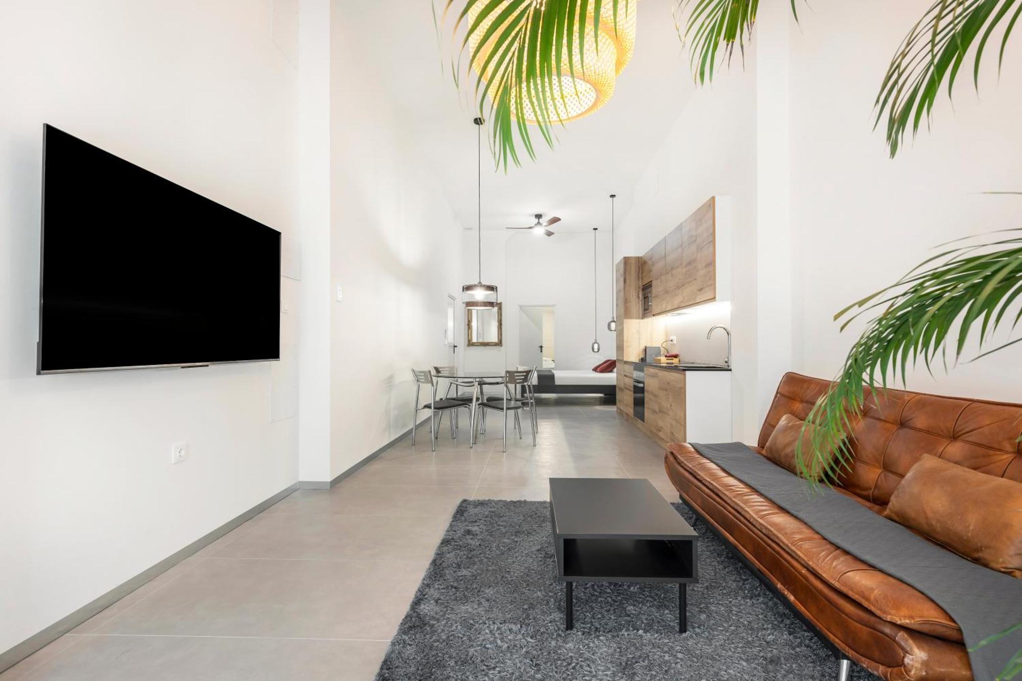 Evolution Luxury Center * Alicante