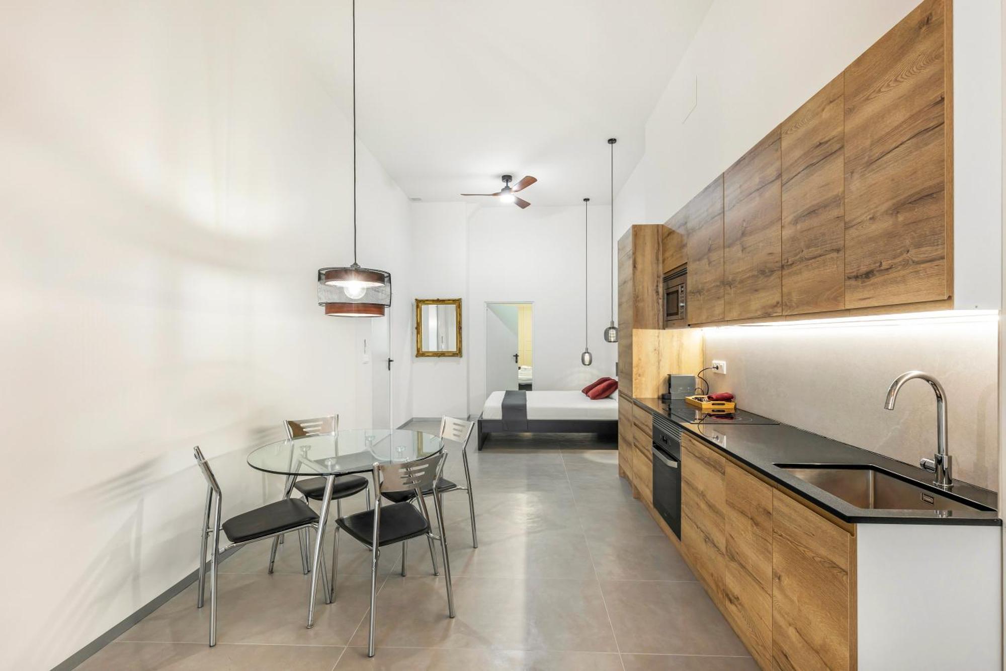 Evolution Luxury Center Apartament *